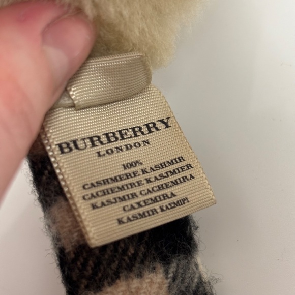 Burberry London 100% Cashmere Shearling Plaid Earmuffs - Iconic Check - Picture 5 of 11